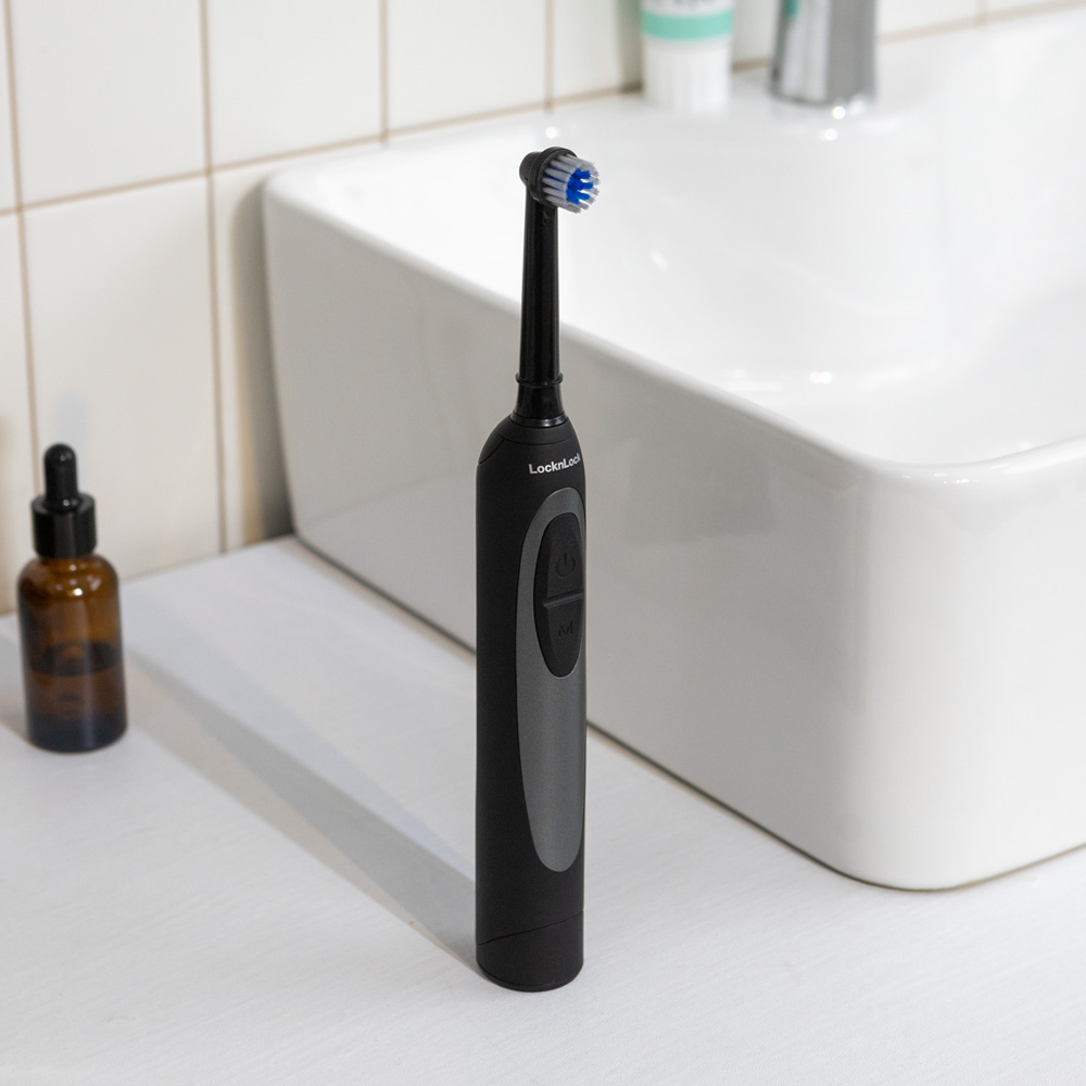 Bàn Chải Đánh Răng Điện LocknLock Smart Oscillating Electric Toothbrush 100 - 240V, 50/60Hz, 1.5W - Màu Đen - ENR626BLK, , large image number 4